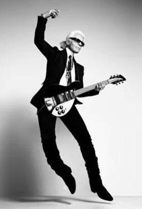 تعرّف إلى سبعة أسرار من يوميّات كارل لاغرفيلد